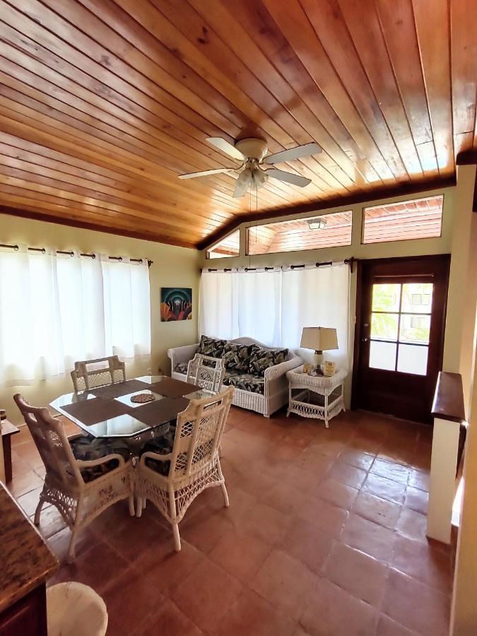 Tradewinds Paradise Villas Сан Педро Екстериор снимка