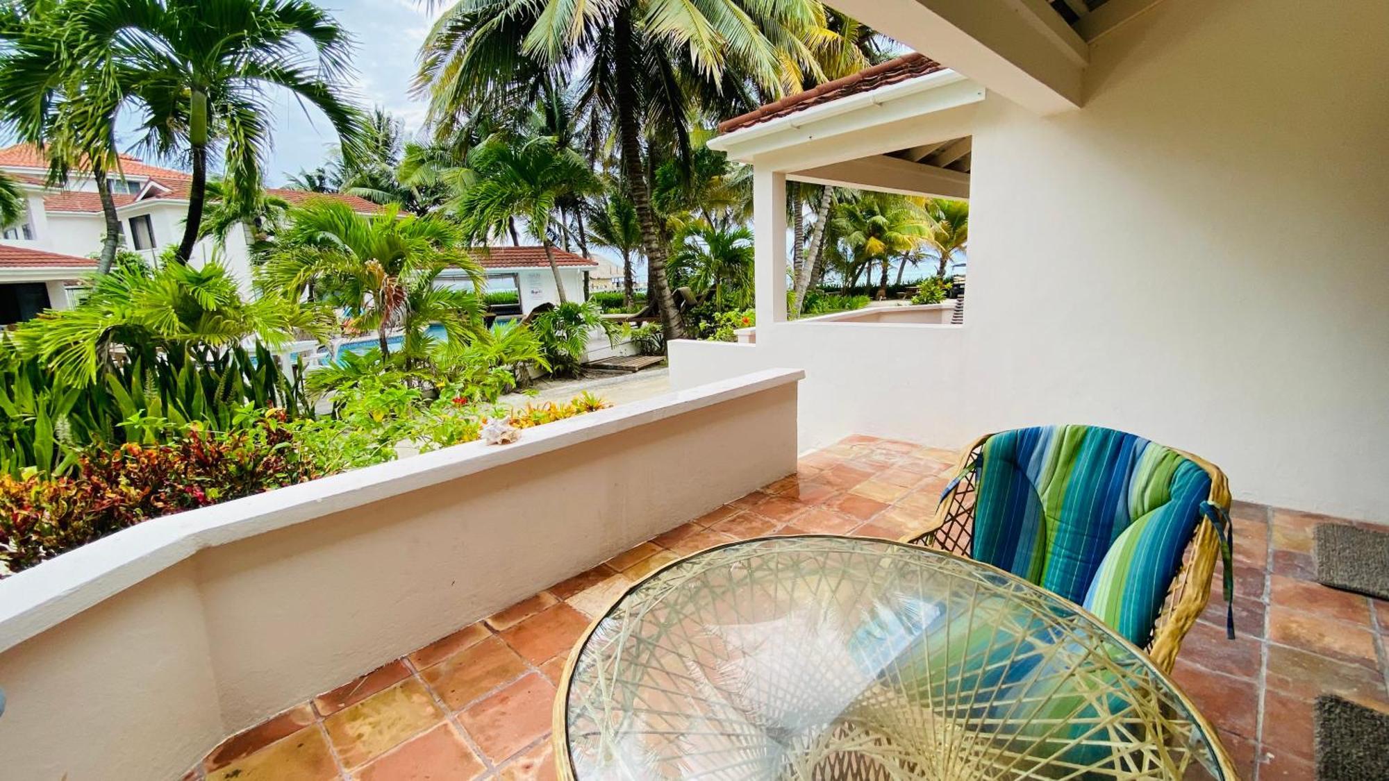 Tradewinds Paradise Villas Сан Педро Екстериор снимка