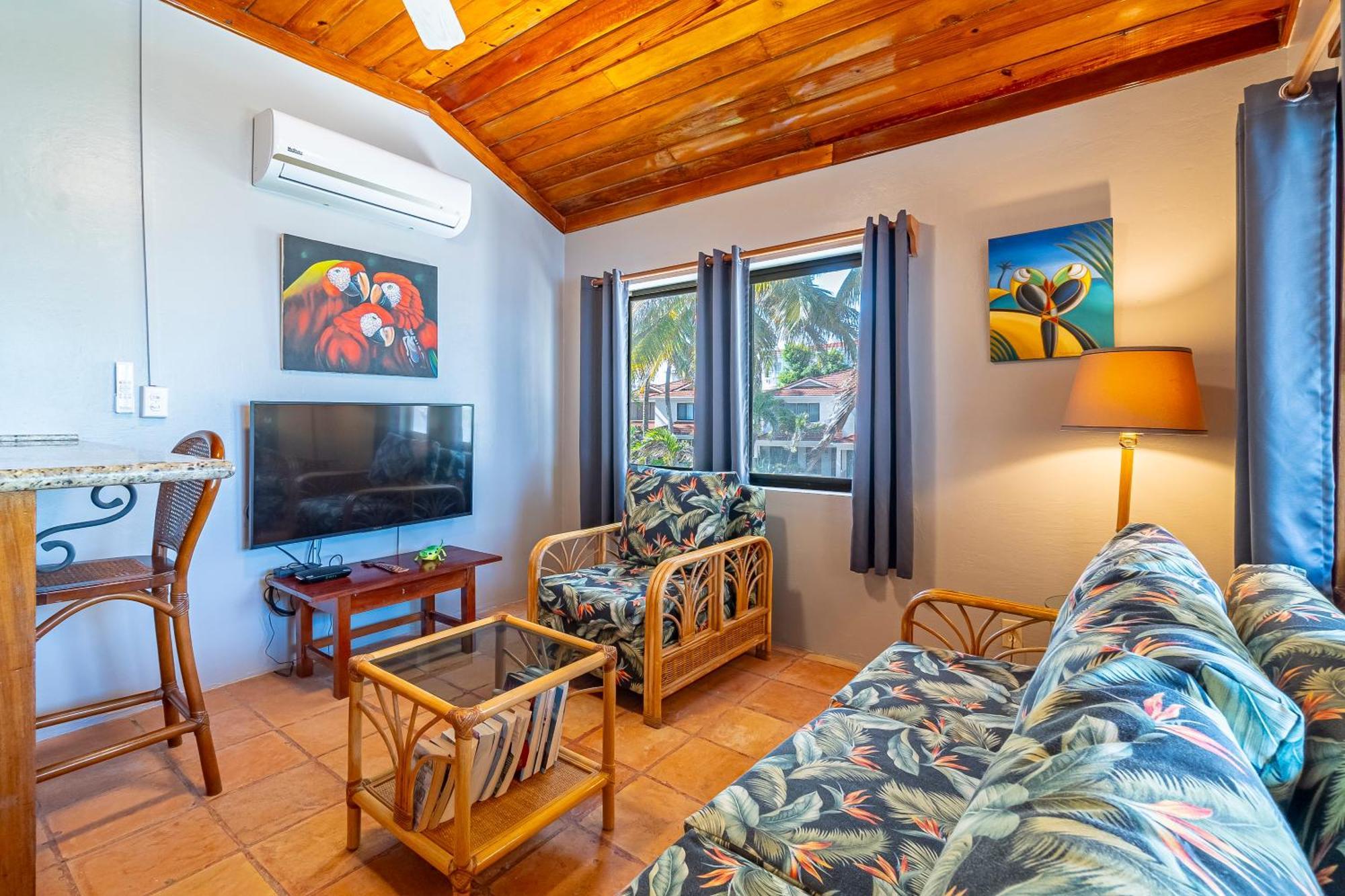 Tradewinds Paradise Villas Сан Педро Екстериор снимка