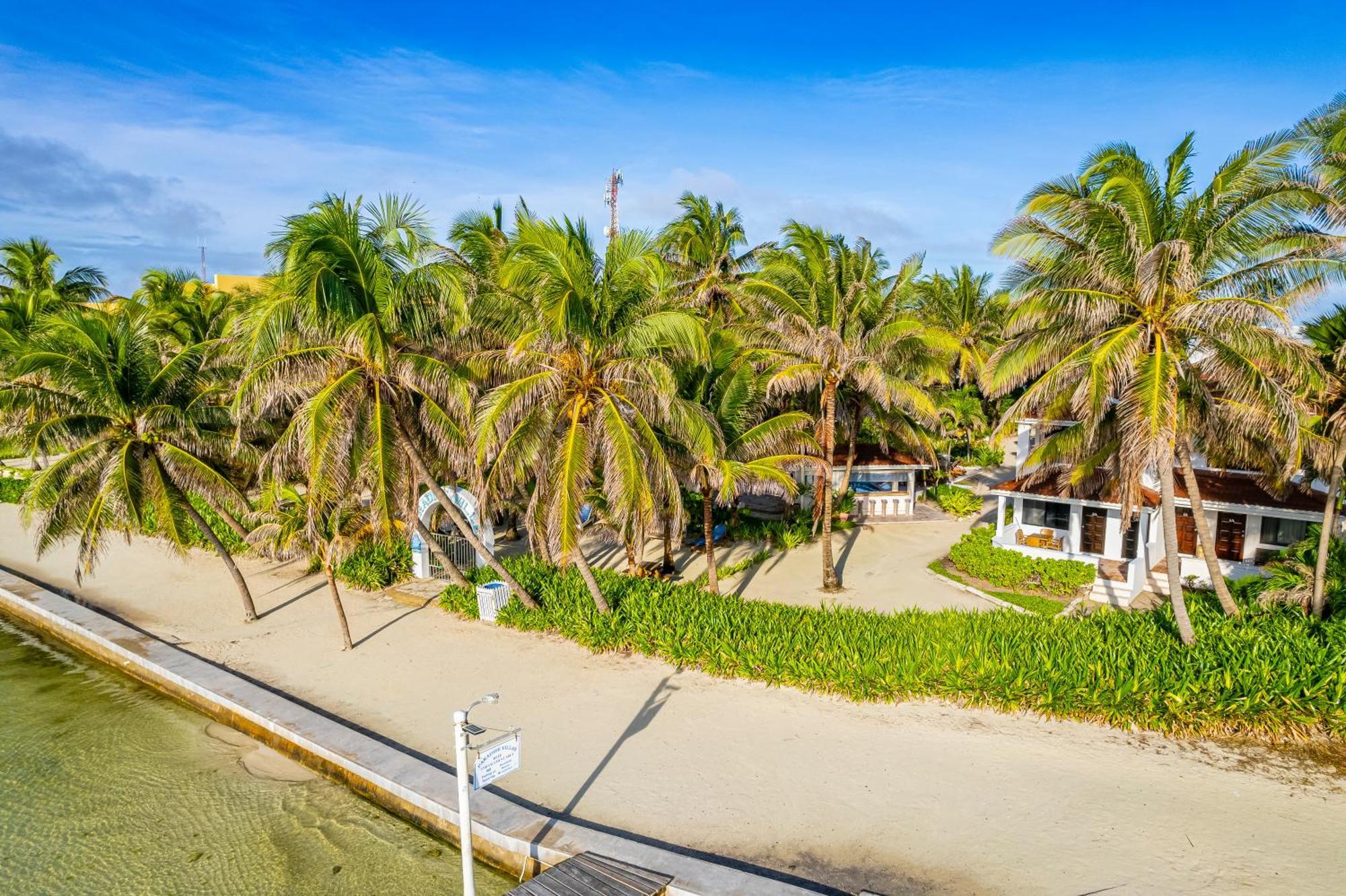 Tradewinds Paradise Villas Сан Педро Екстериор снимка