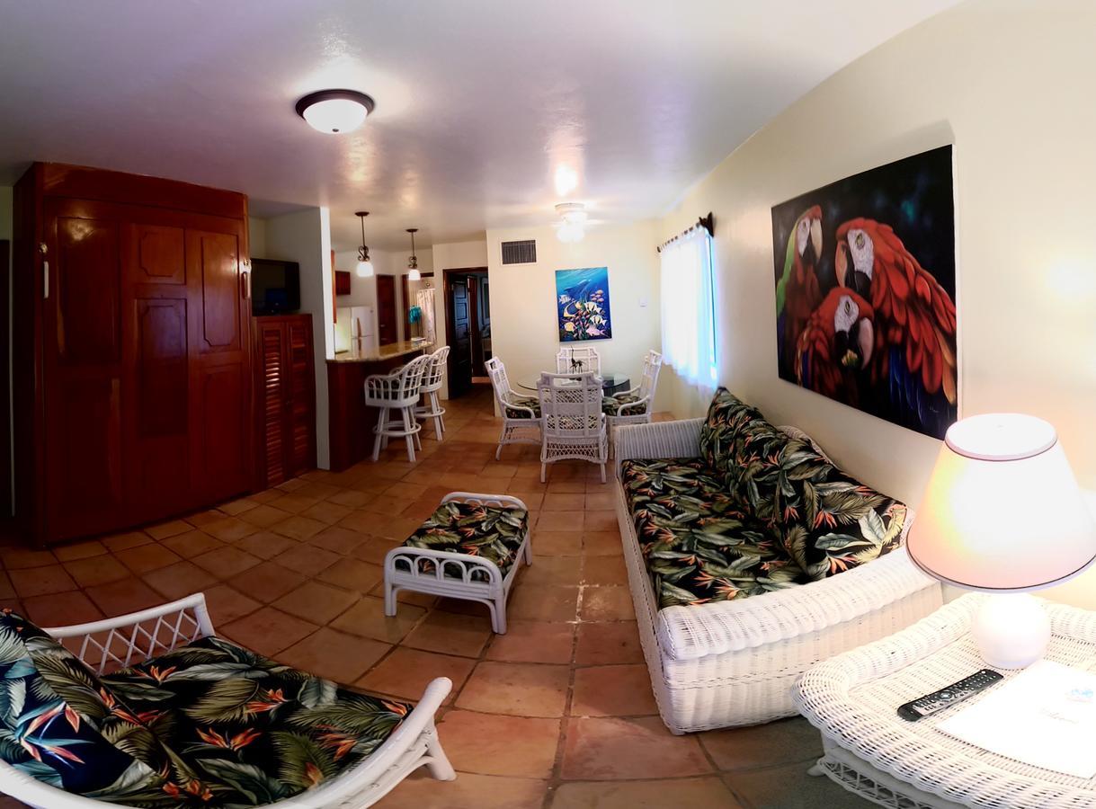 Tradewinds Paradise Villas Сан Педро Екстериор снимка
