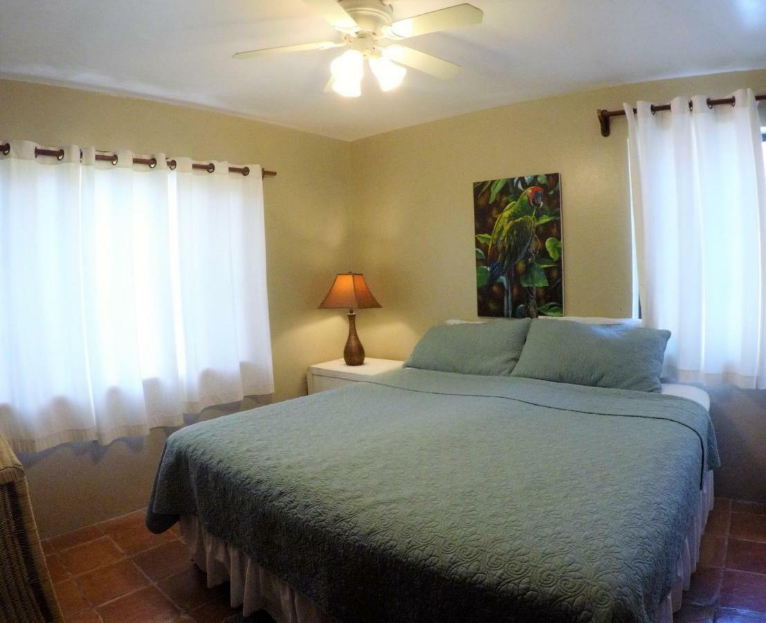 Tradewinds Paradise Villas Сан Педро Екстериор снимка